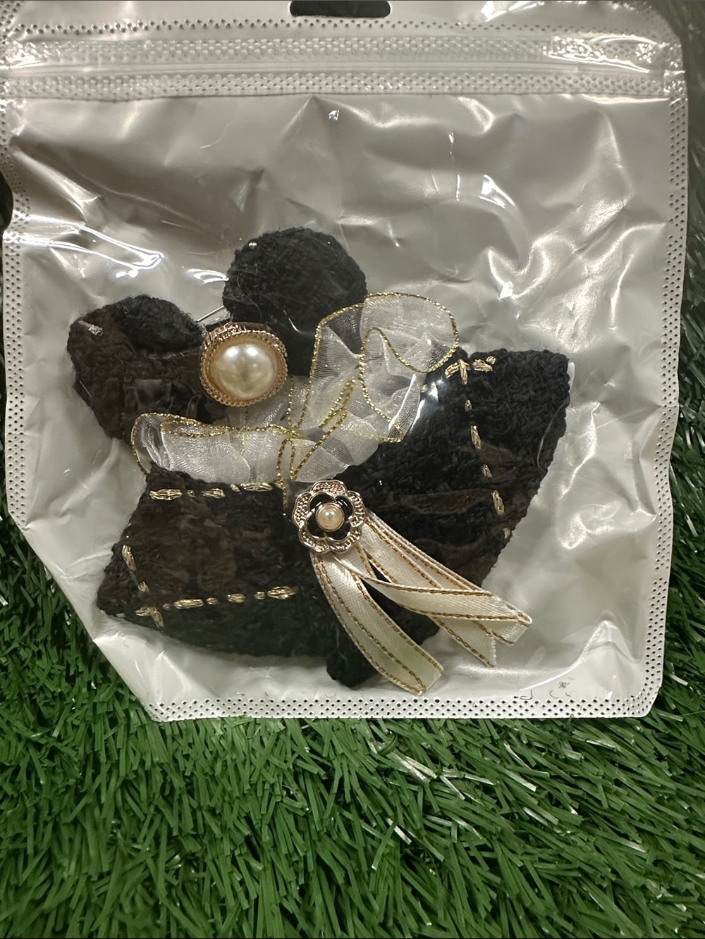 Labubu Outfit Set (Doll Not Included) - Picture 3 of 3